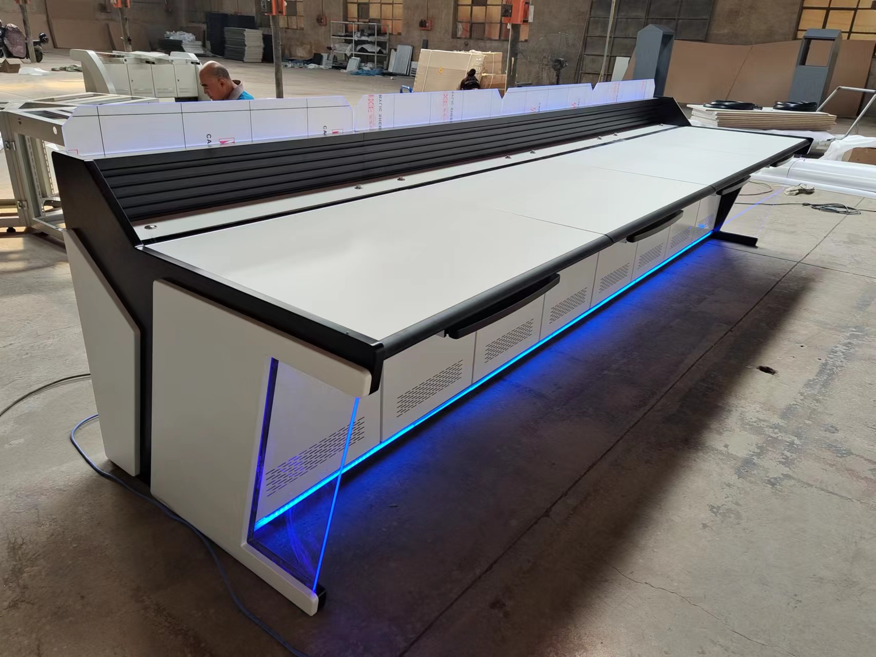 ��³ľ�����̨TLC-2