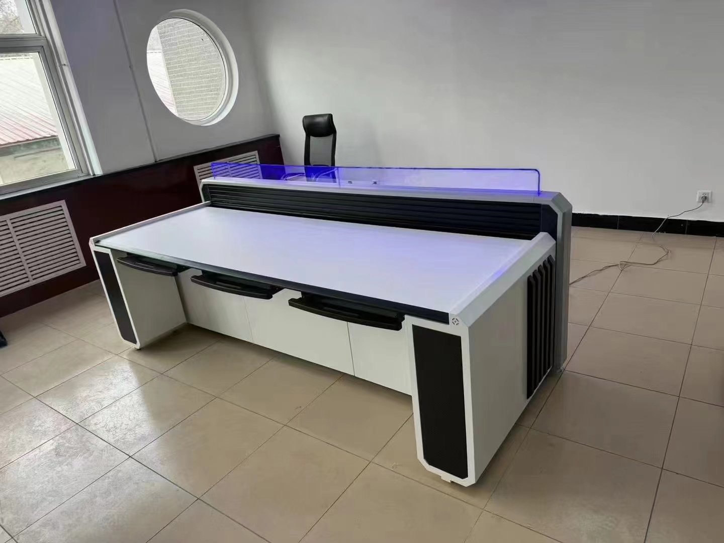 ��³ľ��ˮĥ�������ؿ���̨TLC-5